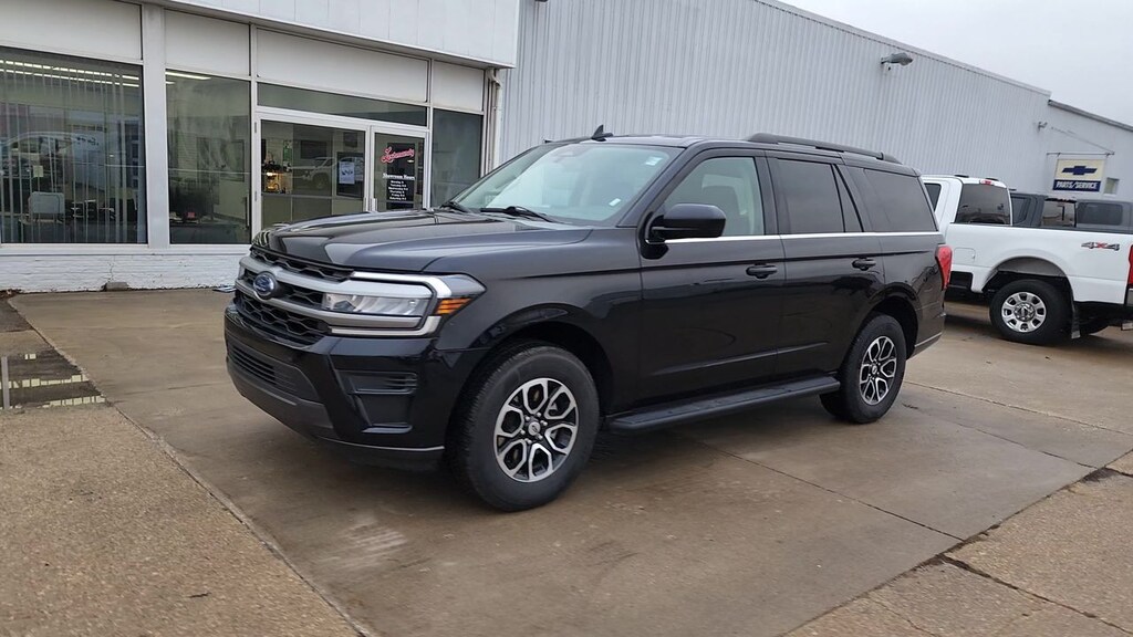 Used 2024 Ford Expedition XLT WAGON