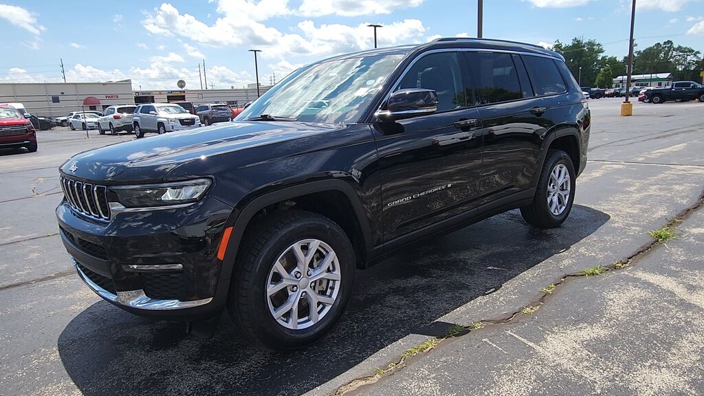 Used 2022 Jeep Grand Cher WAGON