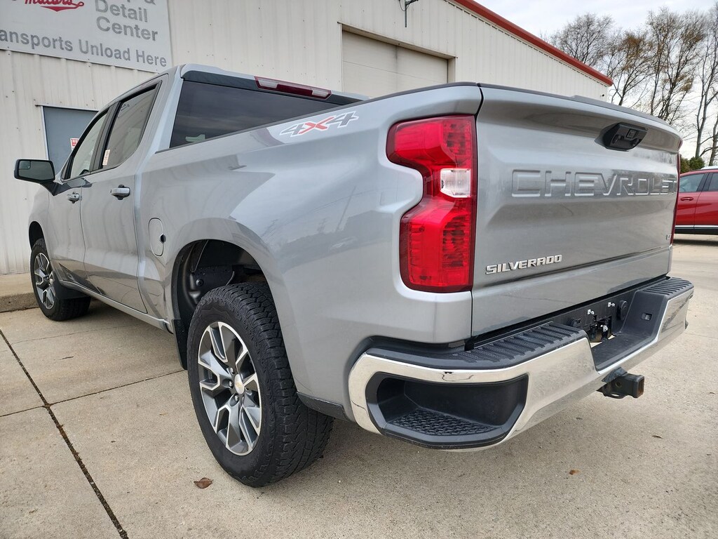 Used 2023 Chevrolet Silverado K1500 LT CREW CAB
