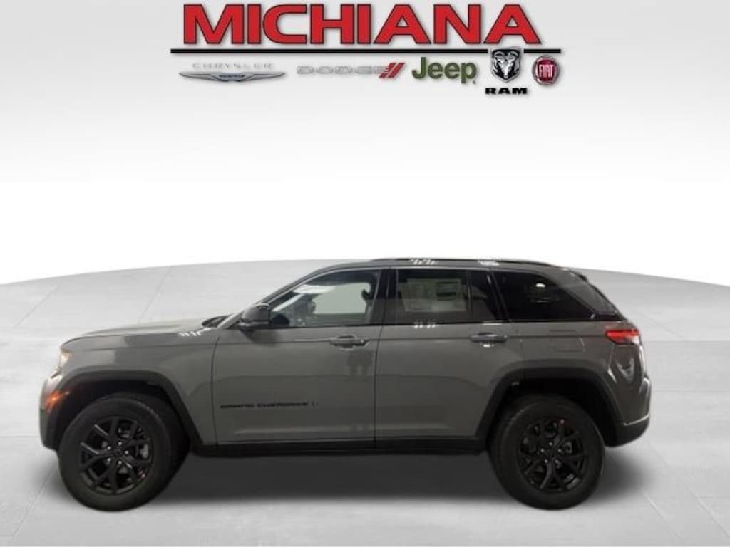 New 2027 Jeep Grand Cherokee Laredo Altitude Sport Utility