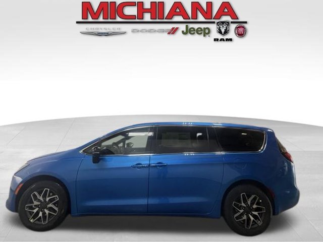2027 Chrysler Pacifica