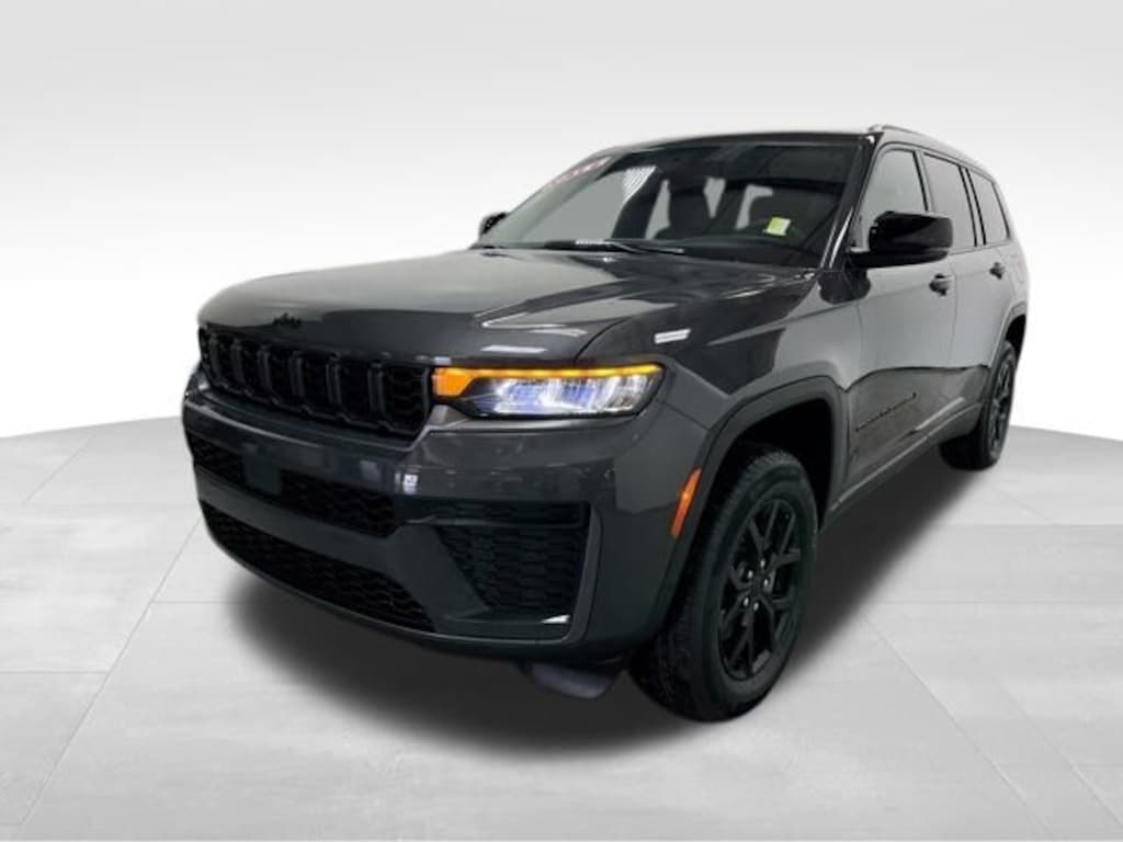New 2026 Jeep Grand Cherokee L Laredo Sport Utility