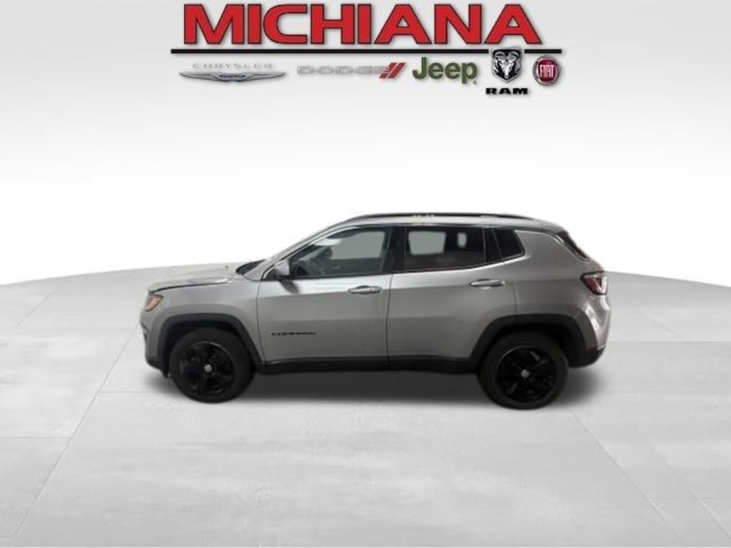 Used 2018 Jeep Compass Latitude FWD SUV