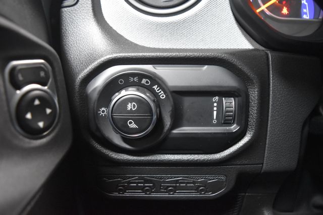 2025 Jeep Gladiator Willys - Photo 17