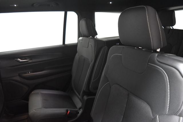 2025 Jeep Grand Cherokee L Laredo - Photo 17