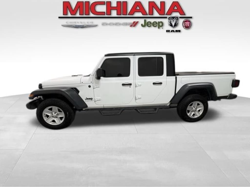 Used 2023 Jeep Gladiator Sport Truck Crew Cab