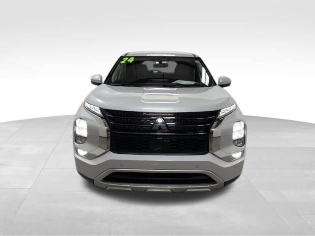 Certified 2024 Mitsubishi Outlander SE SUV