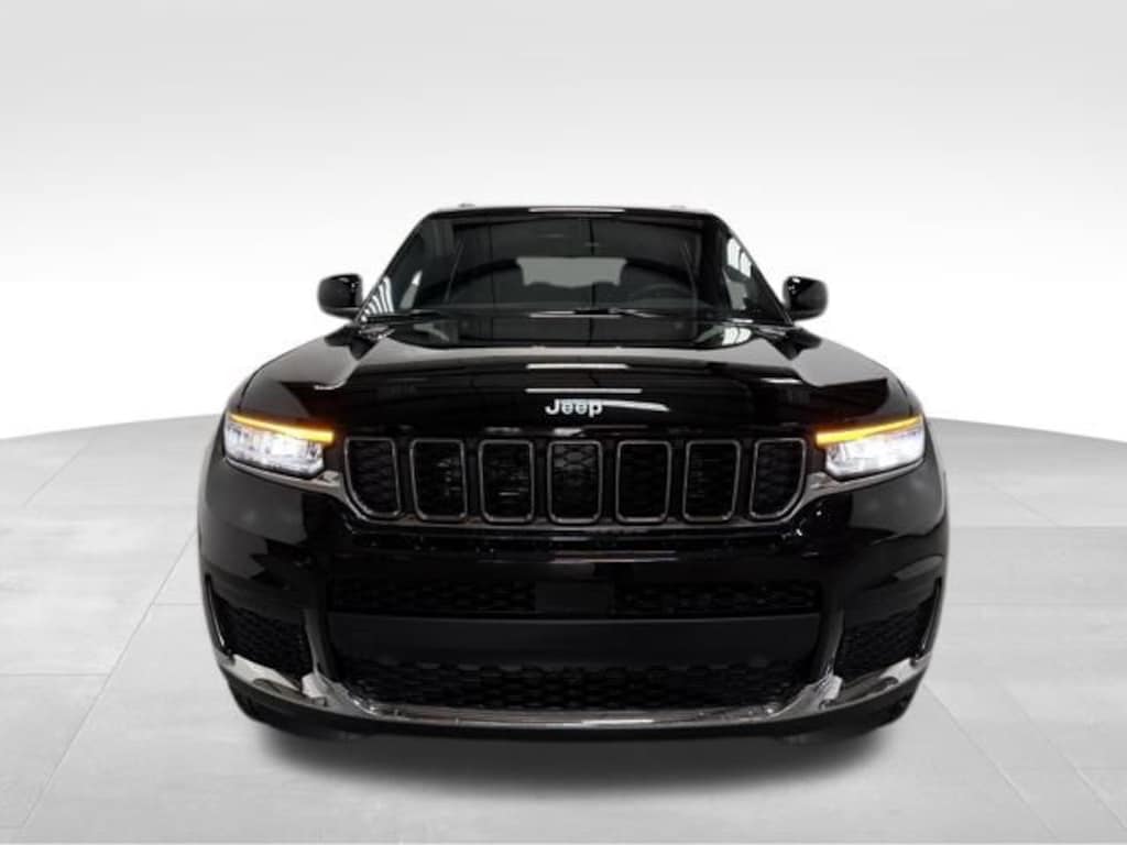 New 2026 Jeep Grand Cherokee L Laredo Sport Utility