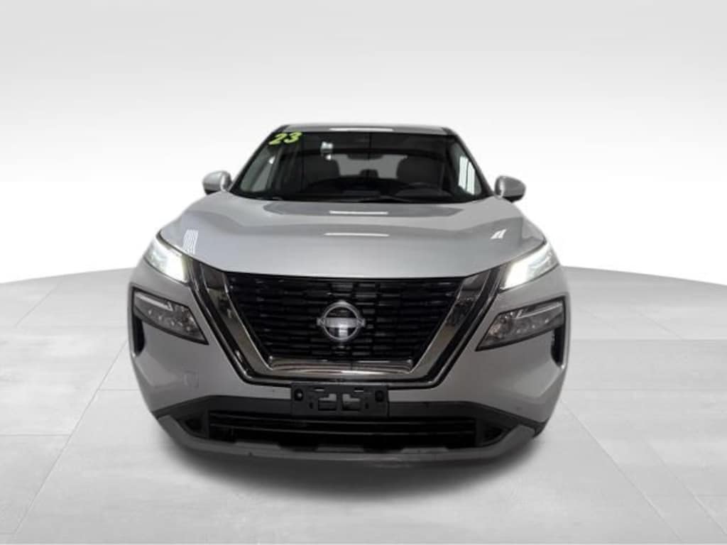 Used 2023 Nissan Rogue SV SUV