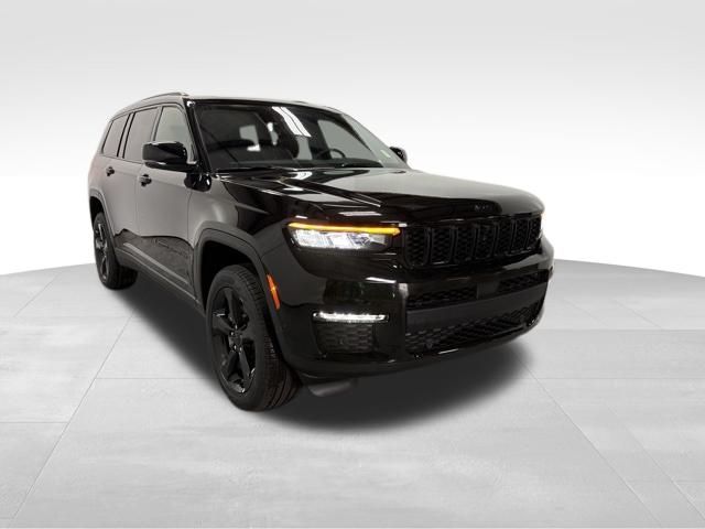 2025 Jeep Grand Cherokee Limited photo 4