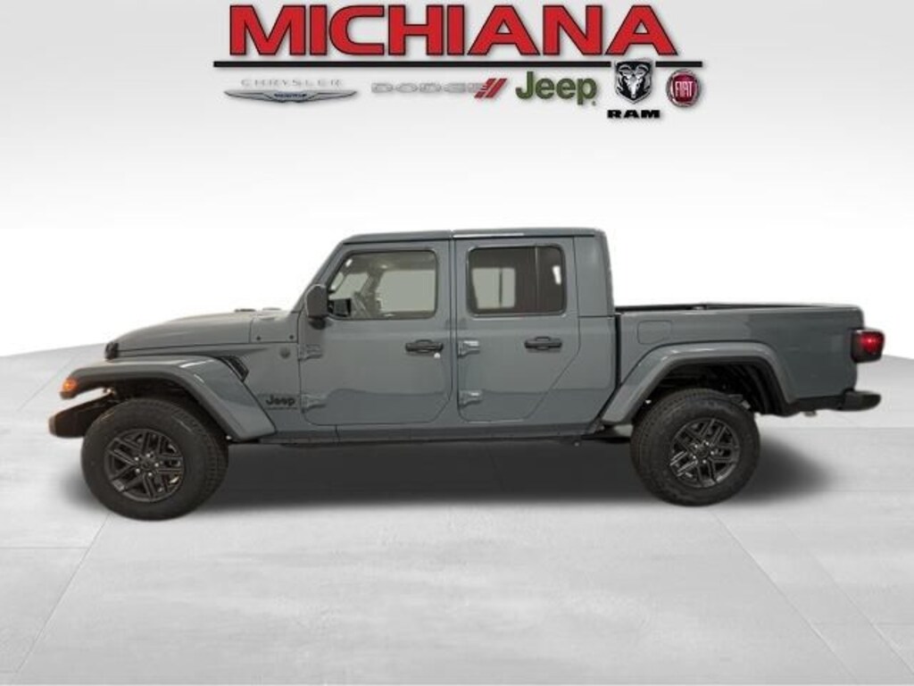 New 2026 Jeep Gladiator SPORT S 4X4 Pickup