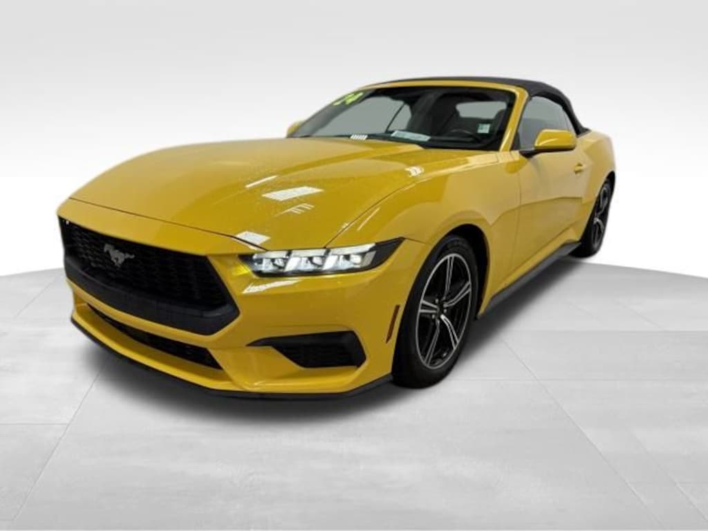 Used 2024 Ford Mustang Convertible