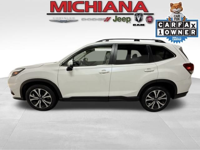 2022 Subaru Forester Limited's photo