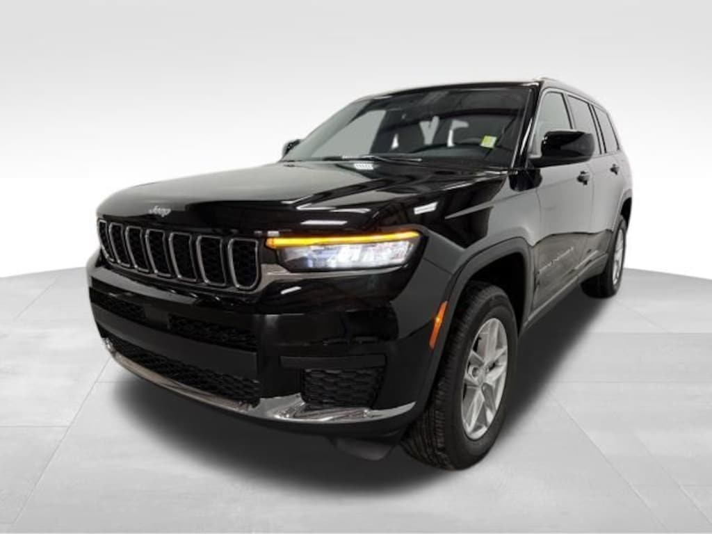 New 2026 Jeep Grand Cherokee L Laredo Sport Utility
