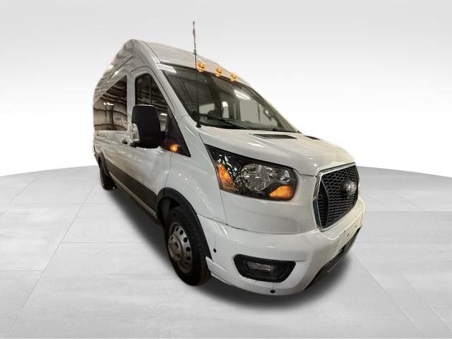 2024 Ford Transit Passenger Van XLT - Photo 7