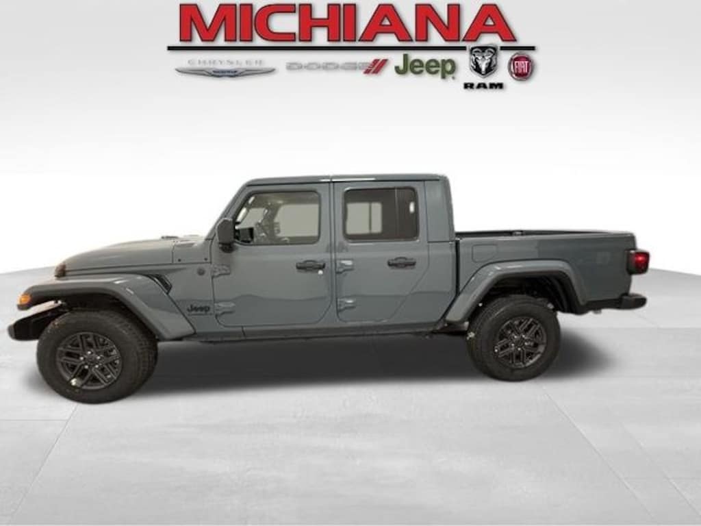 New 2026 Jeep Gladiator SPORT S 4X4 Pickup