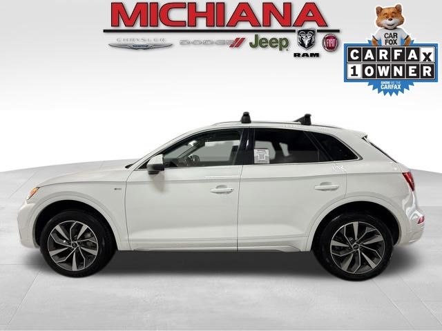 2024 Audi Q5 45 Premium Plus's photo