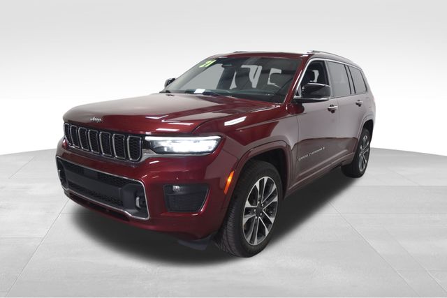 2021 Jeep Grand Cherokee Overland photo 2