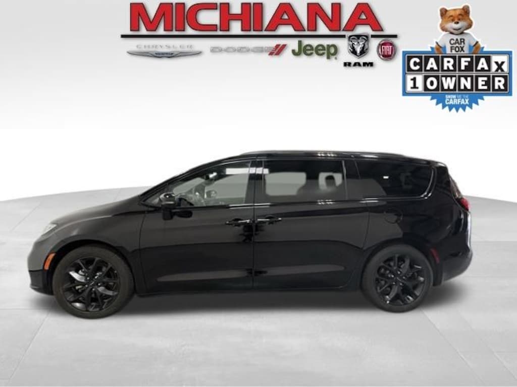 Used 2025 Chrysler Pacifica Limited Van Passenger Van