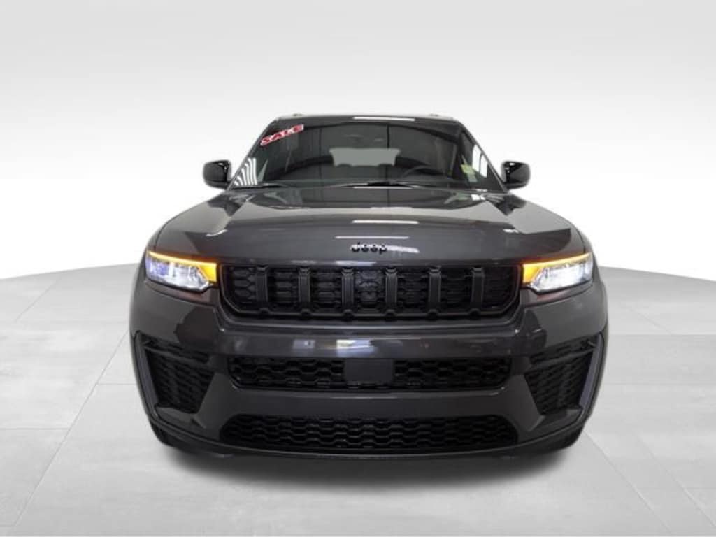 New 2026 Jeep Grand Cherokee L Laredo Sport Utility