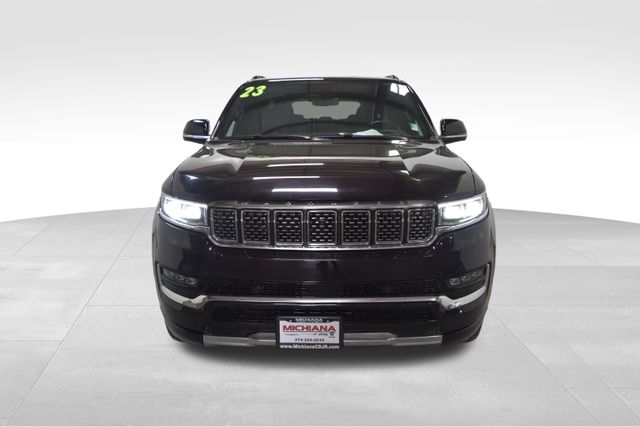 2023 Jeep Grand Wagoneer L II photo 3