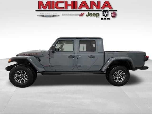 2026 Jeep Gladiator Mojave's photo