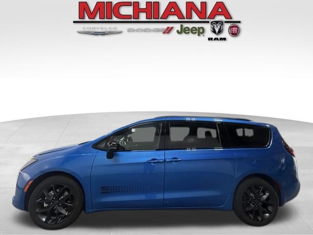 2027 Chrysler Pacifica