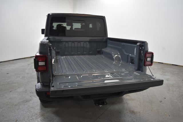2025 Jeep Gladiator Willys - Photo 8