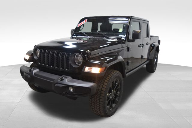2025 Jeep Gladiator Sport photo 2