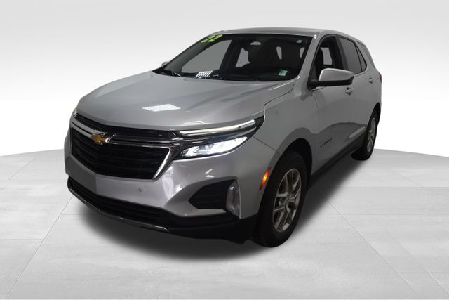 2022 Chevrolet Equinox LT photo 2