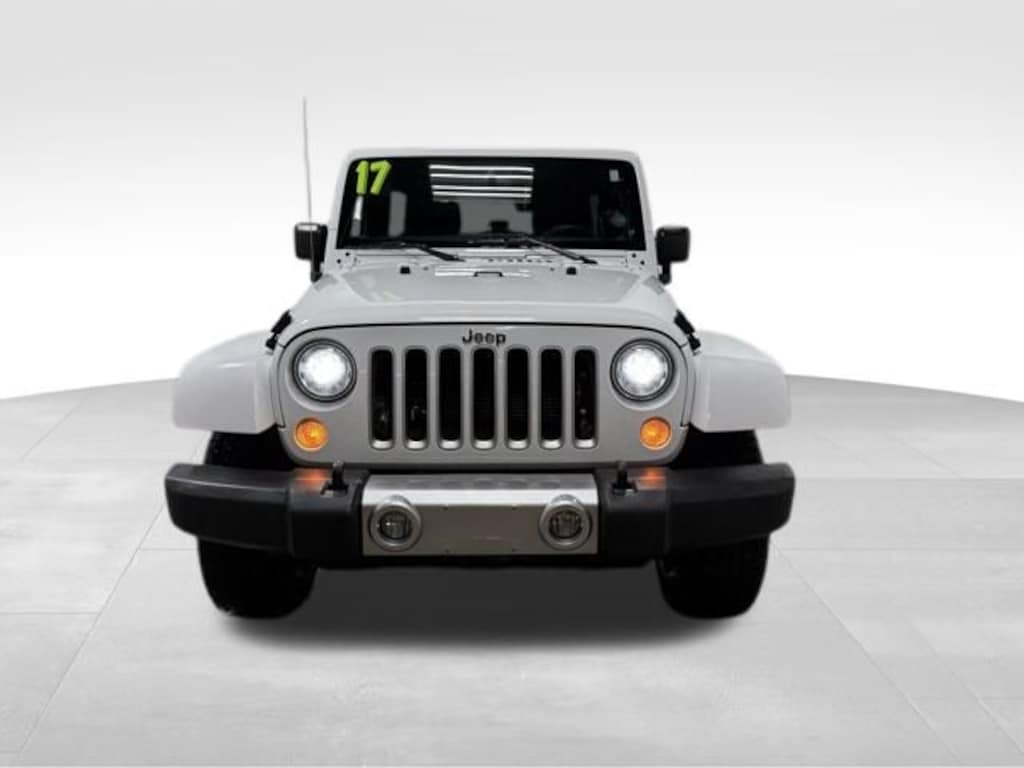 Used 2017 Jeep Wrangler JK Unlimited Sahara 4x4 SUV