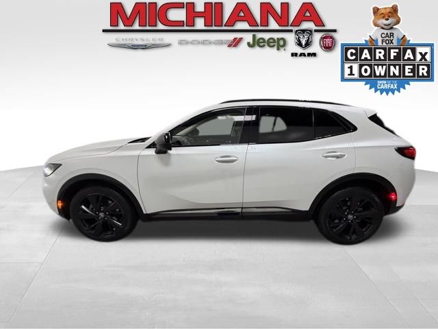 2023 Buick Envision Essence's photo