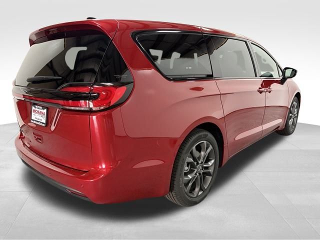 2026 Chrysler Pacifica Select - Photo 6
