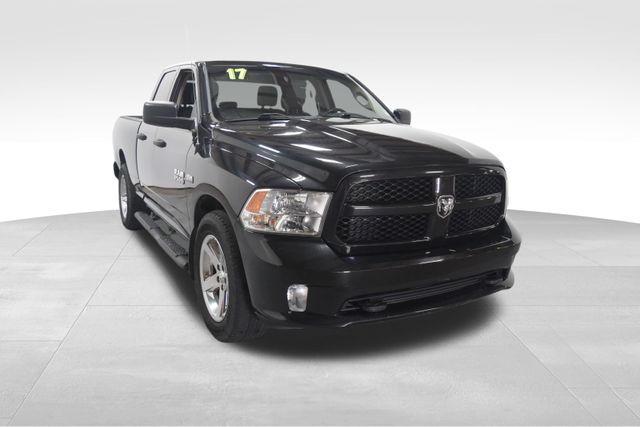 2017 Ram 1500 Tradesman Express photo 4
