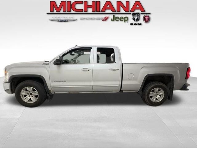 2017 GMC Sierra 4WD Double Cab Standard Box SLE's photo