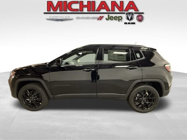 2026 Jeep Compass Altitude's photo