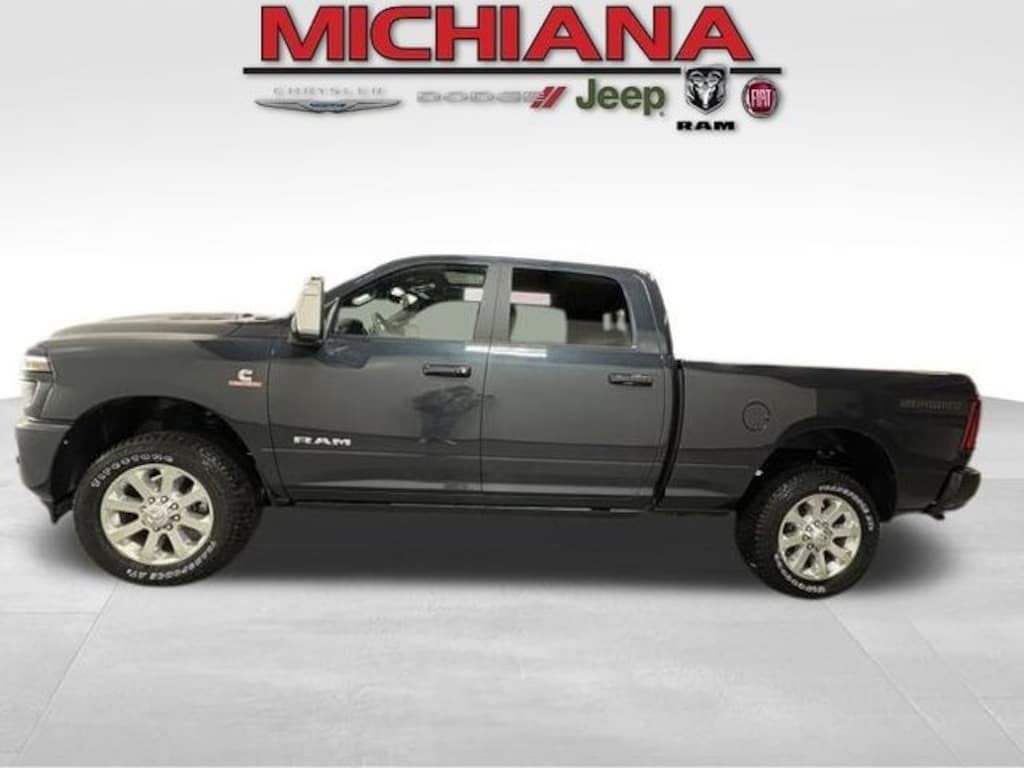 New 2026 Ram 2500 LARAMIE CREW CAB 4X4 6'4 BOX Pickup