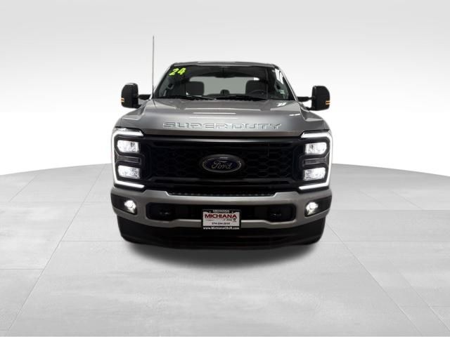 2024 Ford F-250 XL photo 3