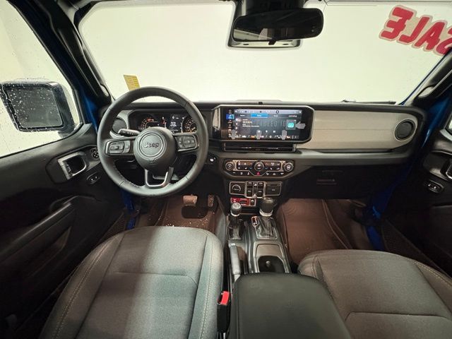 2026 Jeep Wrangler 4-Door Willys - Photo 14