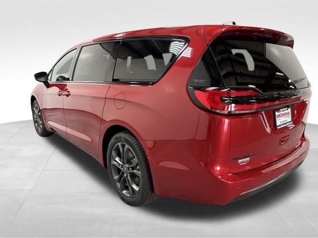 2026 Chrysler Pacifica Select - Photo 10