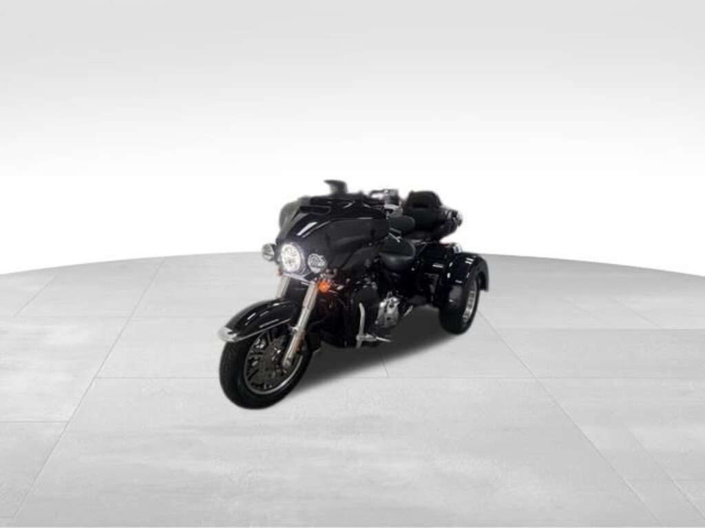 Used 2022 Harley-Davidson Tri Glide Ultra Motorcycle