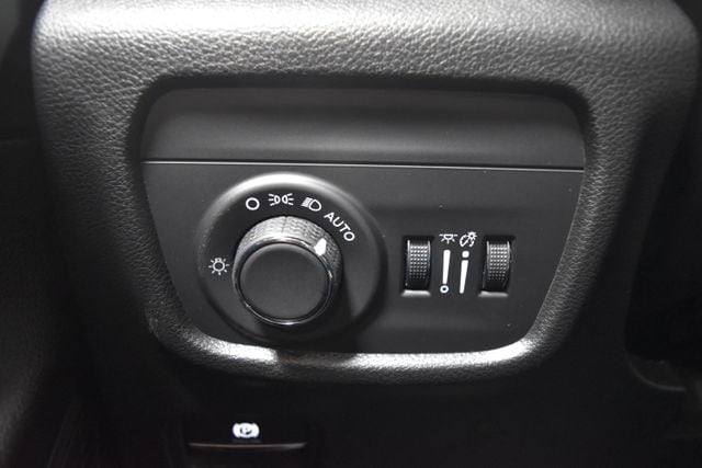 2025 Jeep Grand Cherokee L Laredo - Photo 16