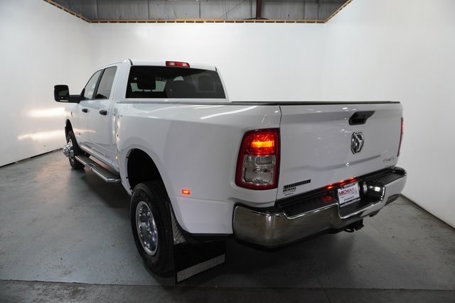 Used 2024 RAM Ram 3500 Pickup Big Horn with VIN 3C63RRHLXRG255812 for sale in Mishawaka, IN