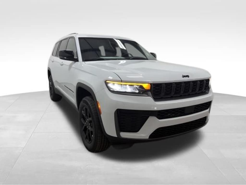 New 2026 Jeep Grand Cherokee L Altitude Sport Utility