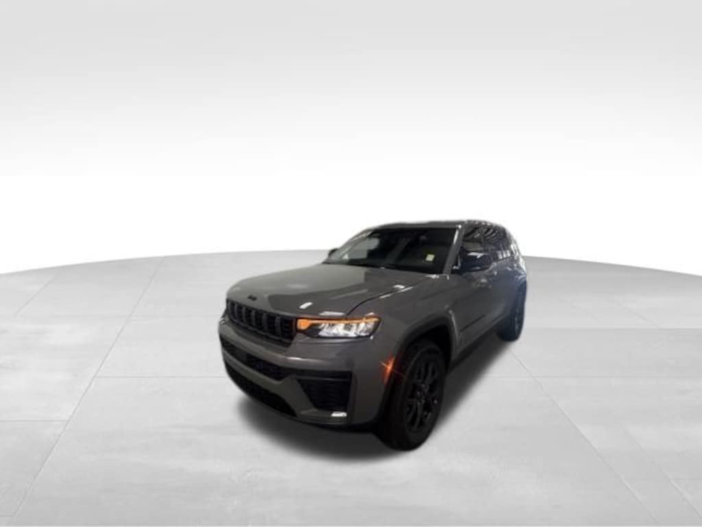 New 2027 Jeep Grand Cherokee Laredo Altitude Sport Utility