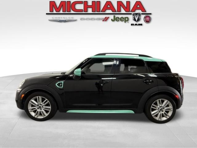 2018 MINI Countryman Cooper S ALL4's photo