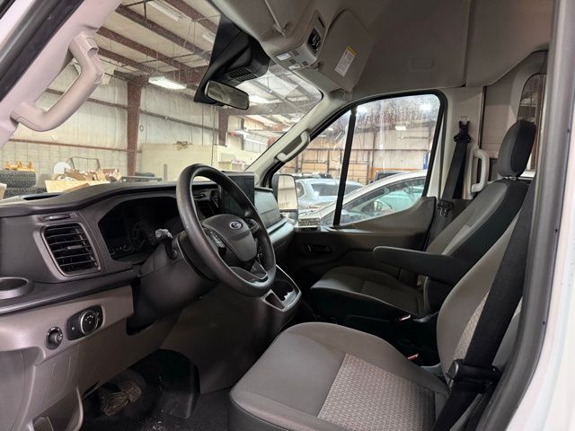 2024 Ford Transit Passenger Van XLT - Photo 9