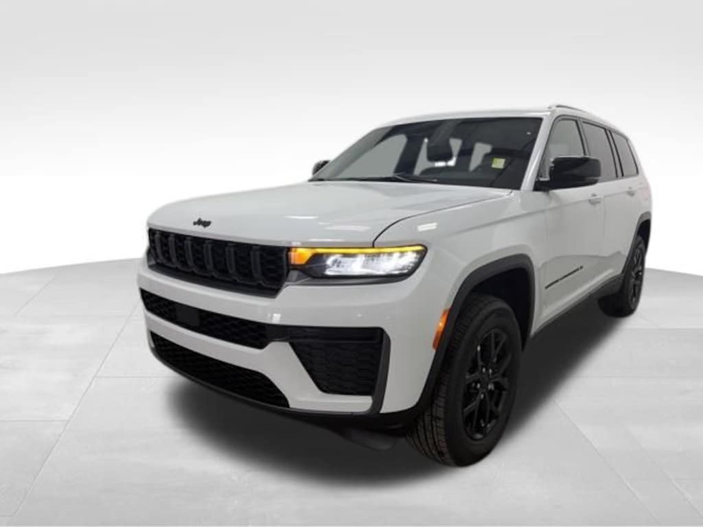 New 2026 Jeep Grand Cherokee L Altitude Sport Utility