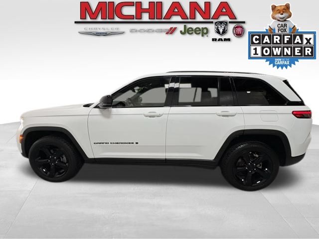 2023 Jeep Grand Cherokee Altitude's photo
