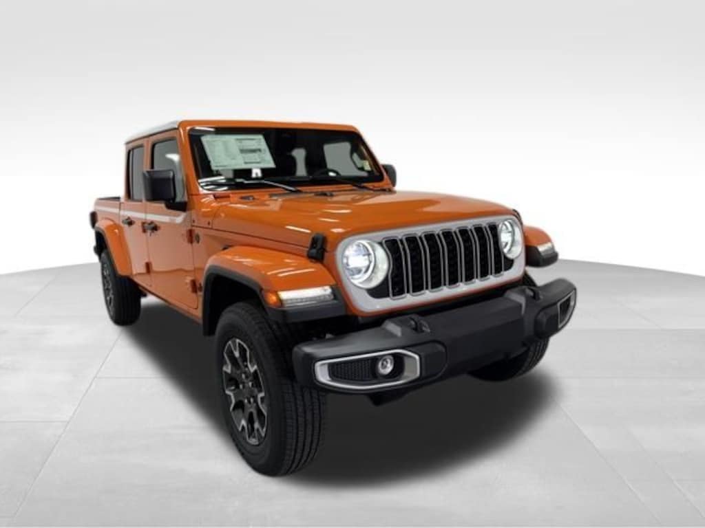 New 2026 Jeep Gladiator Sahara Pickup